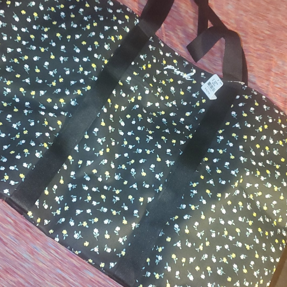 LARGE WEEKEND BAG